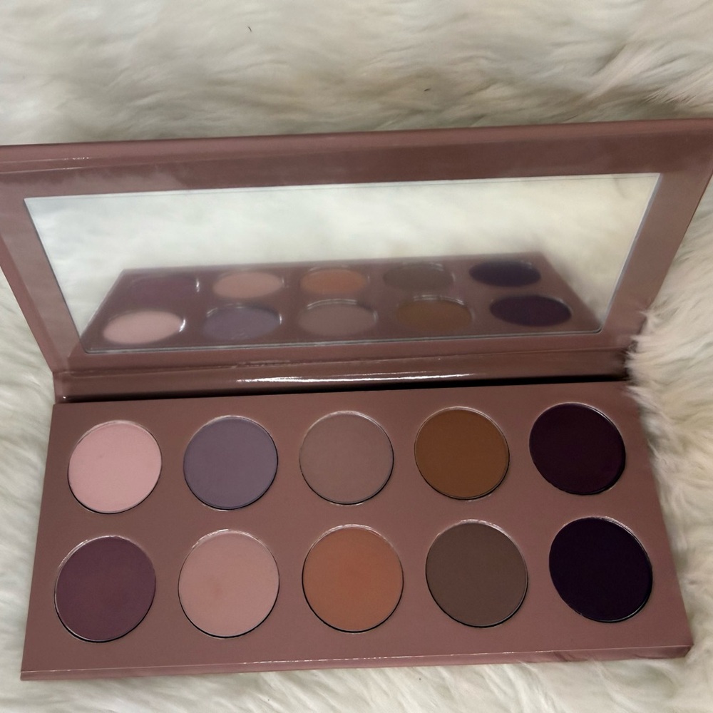 Rare! KKW Beauty Matte Mauve Eyeshadow Palette